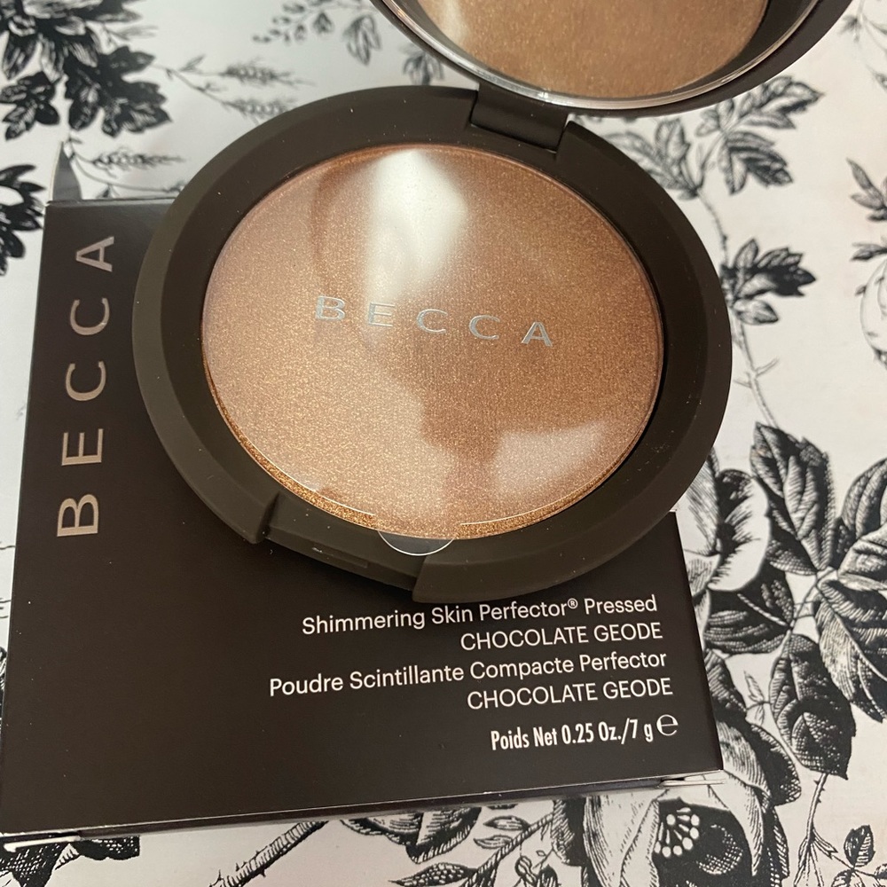 Becca shimmering skin perfector